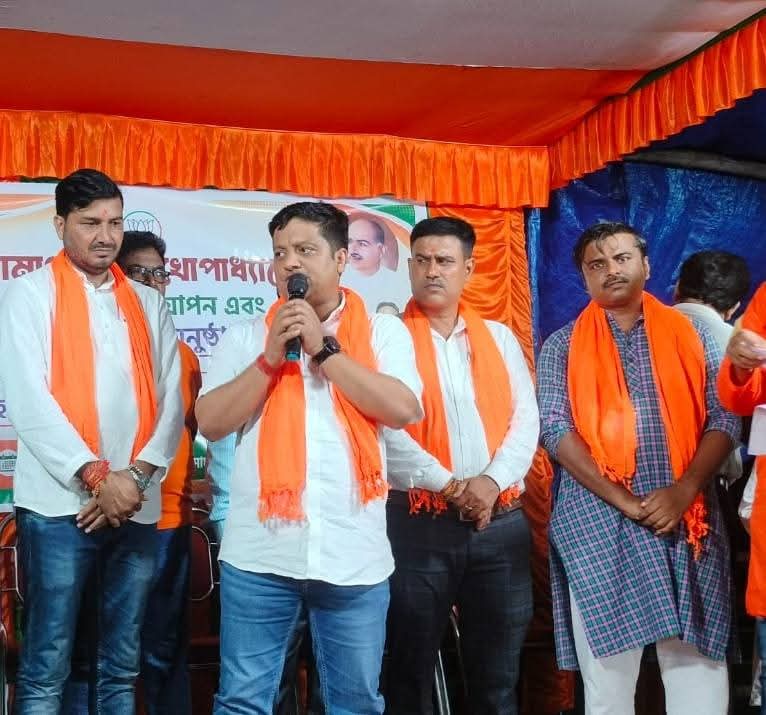krishnenduBJP's tweet photo. Shyama Prasad Mukherjee's 125th birth anniversary was celebrated in the Bijpur Assembly constituency in the presence of the Bijpur MLA.
@SudiptaDas56522 @SuvenduWB @BJP4Bengal @NitinNabin @SamikBJP @ArjunsinghWB @paulagnimitra1 #125YearsOfDrSPMukherjee https://t.co/all3nFdLxd