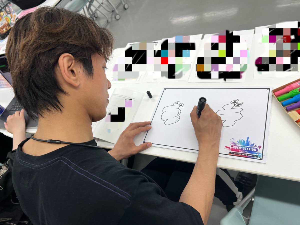 CRcrownland's tweet photo. #七夕の願い事

Mステにまた出られますように⭐︎

冠モナキがたくさんの人に楽しんでもらえますように⭐︎

じんが屁という字を書けるようになりますように🧡

#モナキ
#じん https://t.co/YX9FF7MHXx