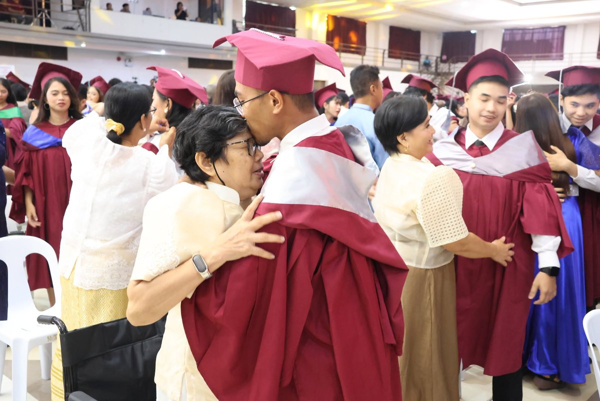 pwcofdavao's tweet photo. 73rd TED Commencement Exercises Highlights (Part 1)
To our PWC Class of 2026, congratulations on reaching this remarkable milestone. As you step into a new chapter, may you continue to learn, grow, and pursue the path that is meaningful to you.
#PWCClass2026 #PWCTEDGraduation https://t.co/SLoXUHy53u
