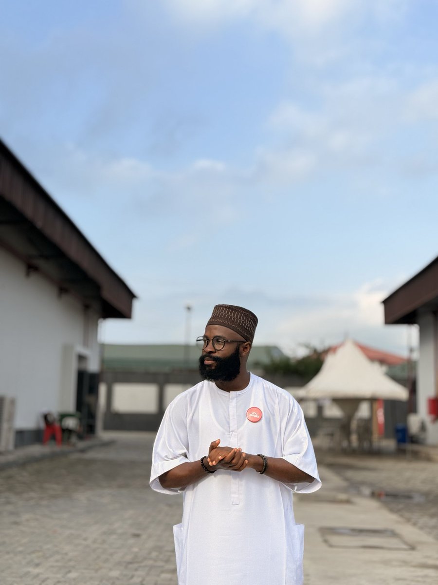 bankholay's tweet photo. As-salamu alaykum https://t.co/th6j2KxDX5