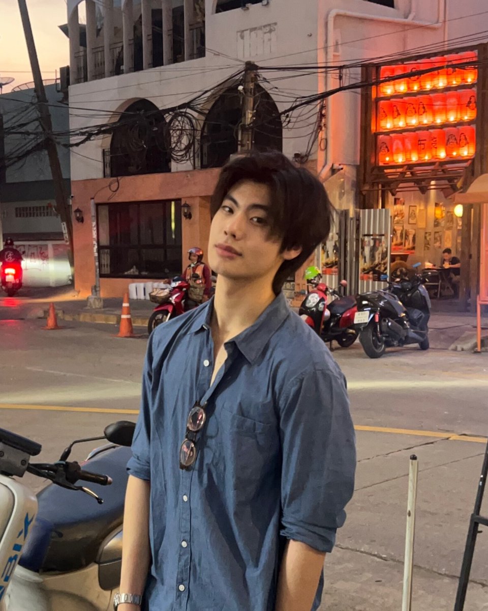 lnwhmu's tweet photo. พูดตรงๆก็อิจฉาเวฟวะ https://t.co/TmMDmnrId5
