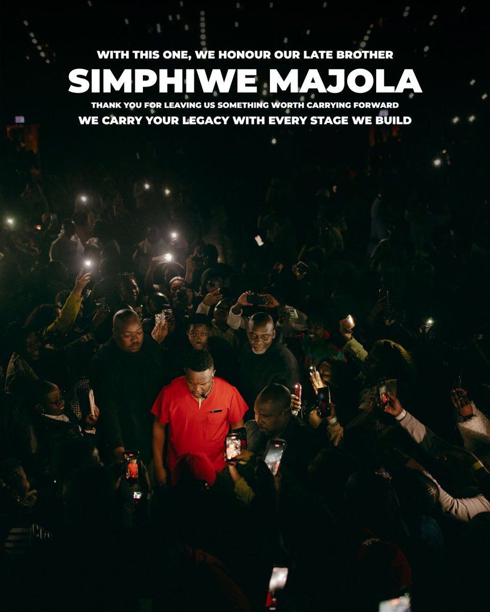 Inkosyamagcokam's tweet photo. SIYABONGA ❤️ #InkosyamagcokamaLive #UmgowoExperience https://t.co/gSKX9GvvW1