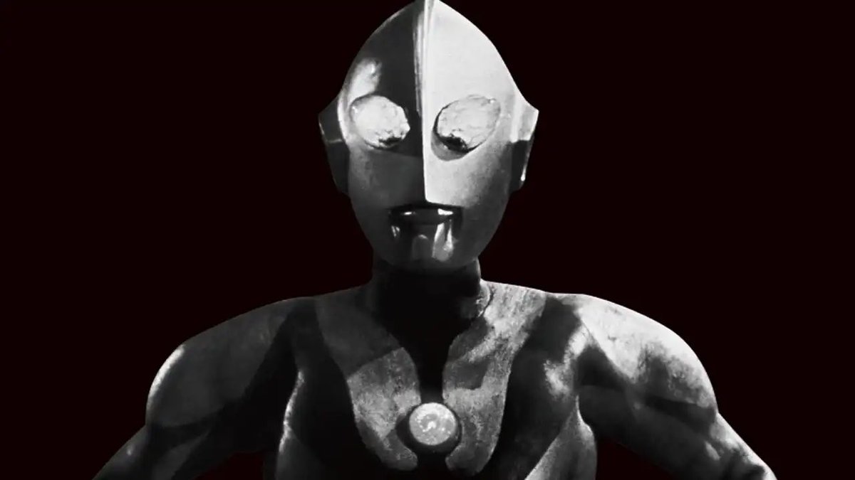 NogusoYo's tweet photo. 『THE ORIGIN OF ULTRAMAN』雑感。８割はインタビューで構成。ウルトラマン好き著名人がフィギュアを前に語りつくす。放送当時の様子も見たかった。昭和世代だけでなくこの特撮ヒーロードラマが世間に与えた影響が伝わったらリアルだったかも。劇場作品として後世に残す価値はあった。 https://t.co/fGRXnUtgSA