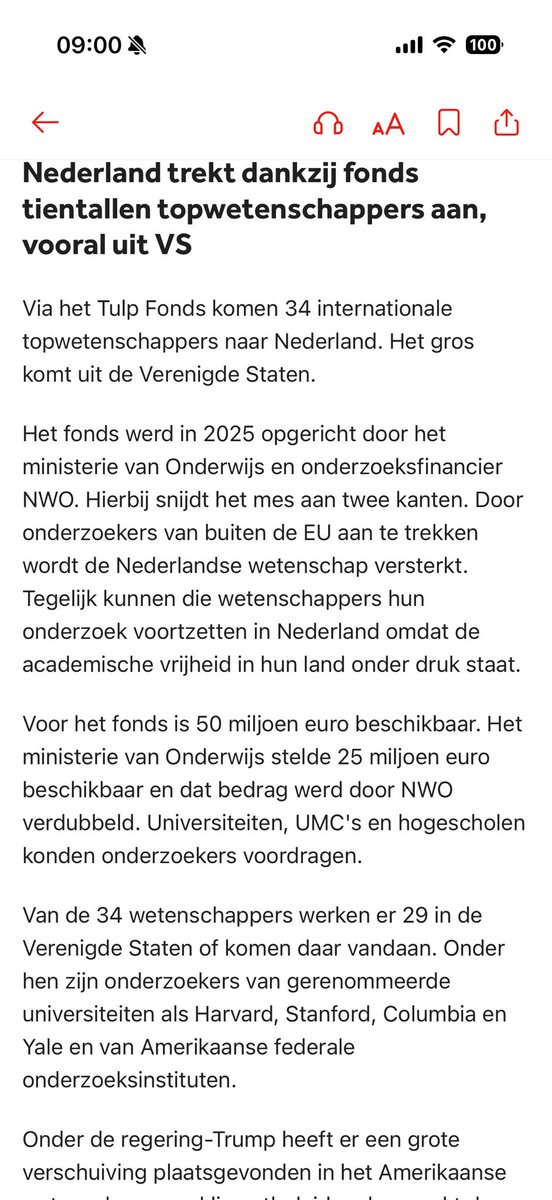 Saskiacc's tweet photo. @WUTangKids Trump: “Make America Great Again.”
Meanwhile, the Netherlands is attracting top scientists from the U.S. Thanks for the brain gain. 🇳🇱🔬 https://t.co/id9A7Bje4L