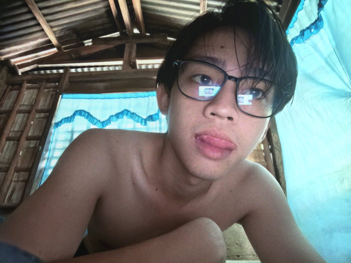 socialbuffer_'s tweet photo. 😛 https://t.co/tzr68x6Ebr