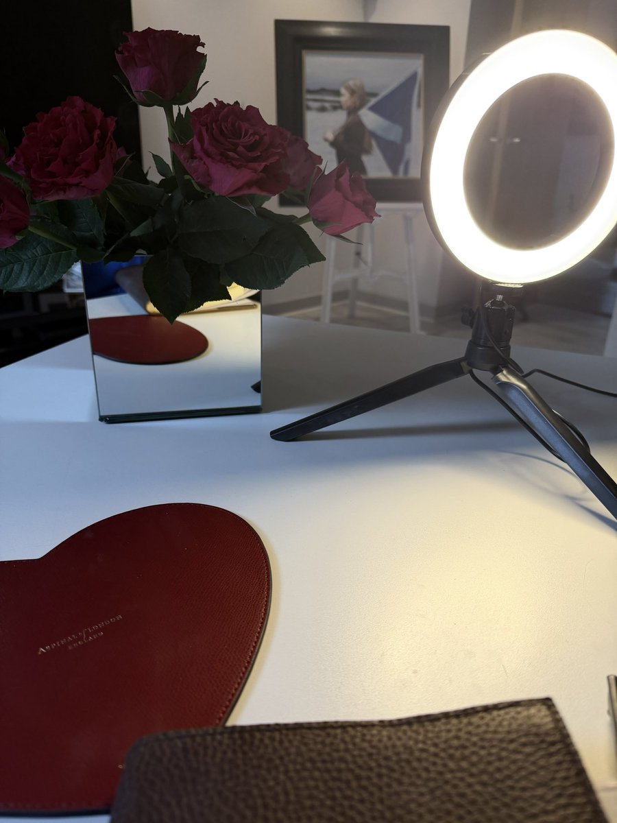 MarieMacklin's tweet photo. Battle lines drawn…🏴󠁧󠁢󠁳󠁣󠁴󠁿

Early TEAMs calls commence.
A day ahead of productive projects.

Every little bit helps as they say …#SeeingTheLIGHT

What get’s you through a pending crisis I am often asked… 

Having sense of humour and being able to laugh at oneself,plus playing my music between meetings it motivates.🎶🎧

Tenacity,when they say it can’t be done move around them and just do it.

Empathy and Memories, looking at photos of previous projects held on my phone.
The people and the communities who have touched my life are in these photos and made it all possible. It lifts the spirit and the heart ❤️ 

Plus surround yourself with a great TEAM🙏
#Lights #Camera #Action #Flawless