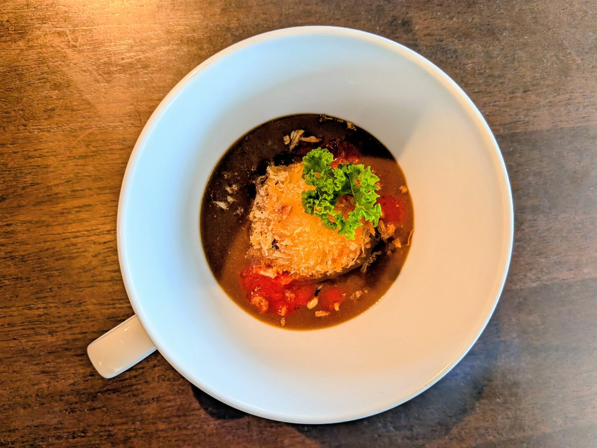 seto8989's tweet photo. 7/8㈬11:00〜14:00
大原　焼きトマトカレー7食
葡萄実山椒入若鶏ミンチカツと鱧フライのコンビカレー7食など
7/10㈮〜7/13㈪はお休みさせていただきます https://t.co/siXNFmmxso