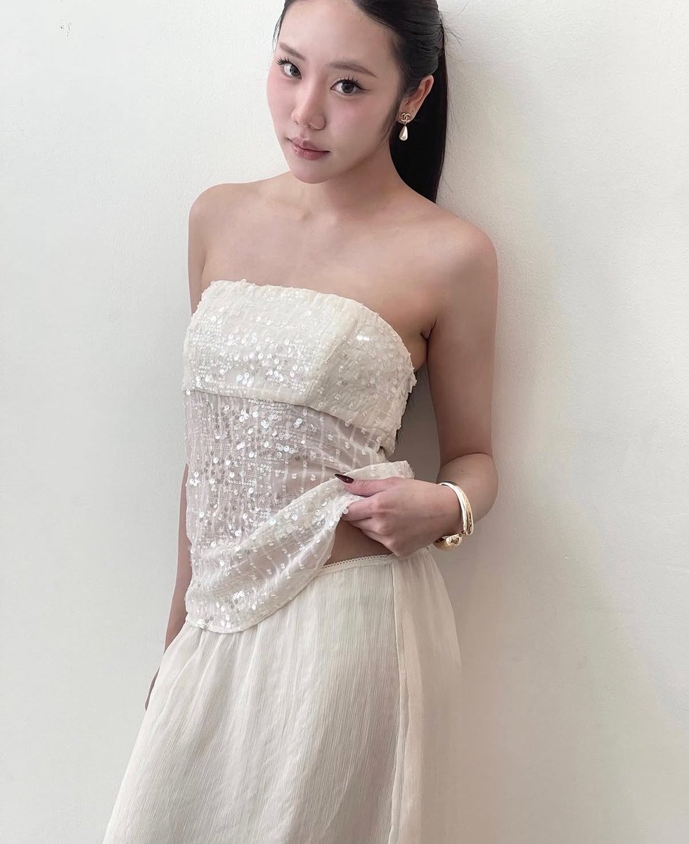 MxripxsaTo's tweet photo. ส่งต่อ LE DOS สีivory size XS 🤍🍸🍸
879฿ รส (from1590)
ใส่ถ่ายรูปครั้งเดียว กทมแมสได้น้า💌
#ledosofficial #LEDOS #serlynbkk #ส่งต่อduex #duexstudio #shewearbkk #shewearส่งต่อ #ส่งต่อเสื้อผ้า https://t.co/ak8KZUliYe