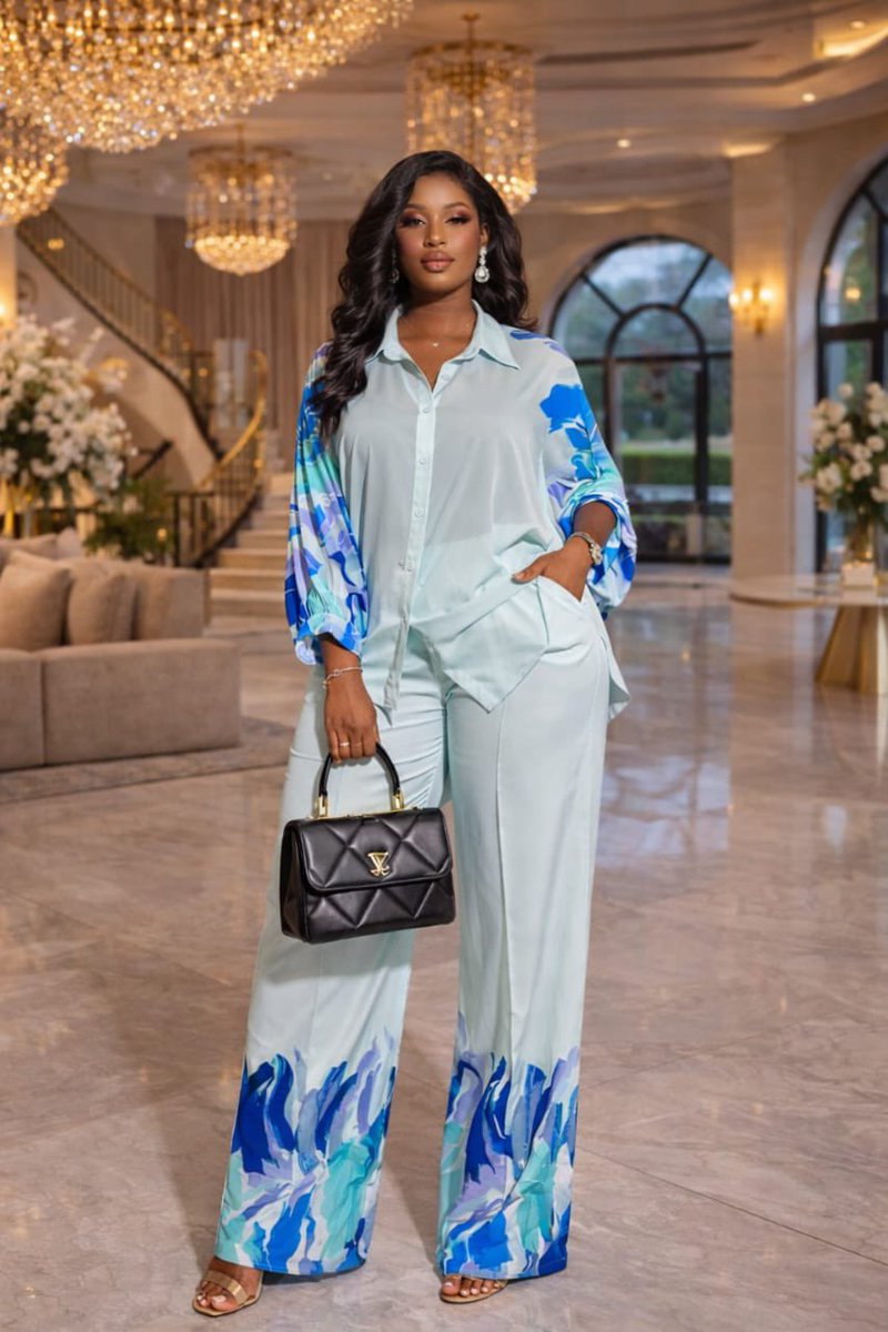 Be__Closet's tweet photo. Luxury Two Piece Pant Set (Full Length)

Sizes: S M L XL XXL (8–16)

Price:45,000 naira https://t.co/kb5p6JL2me