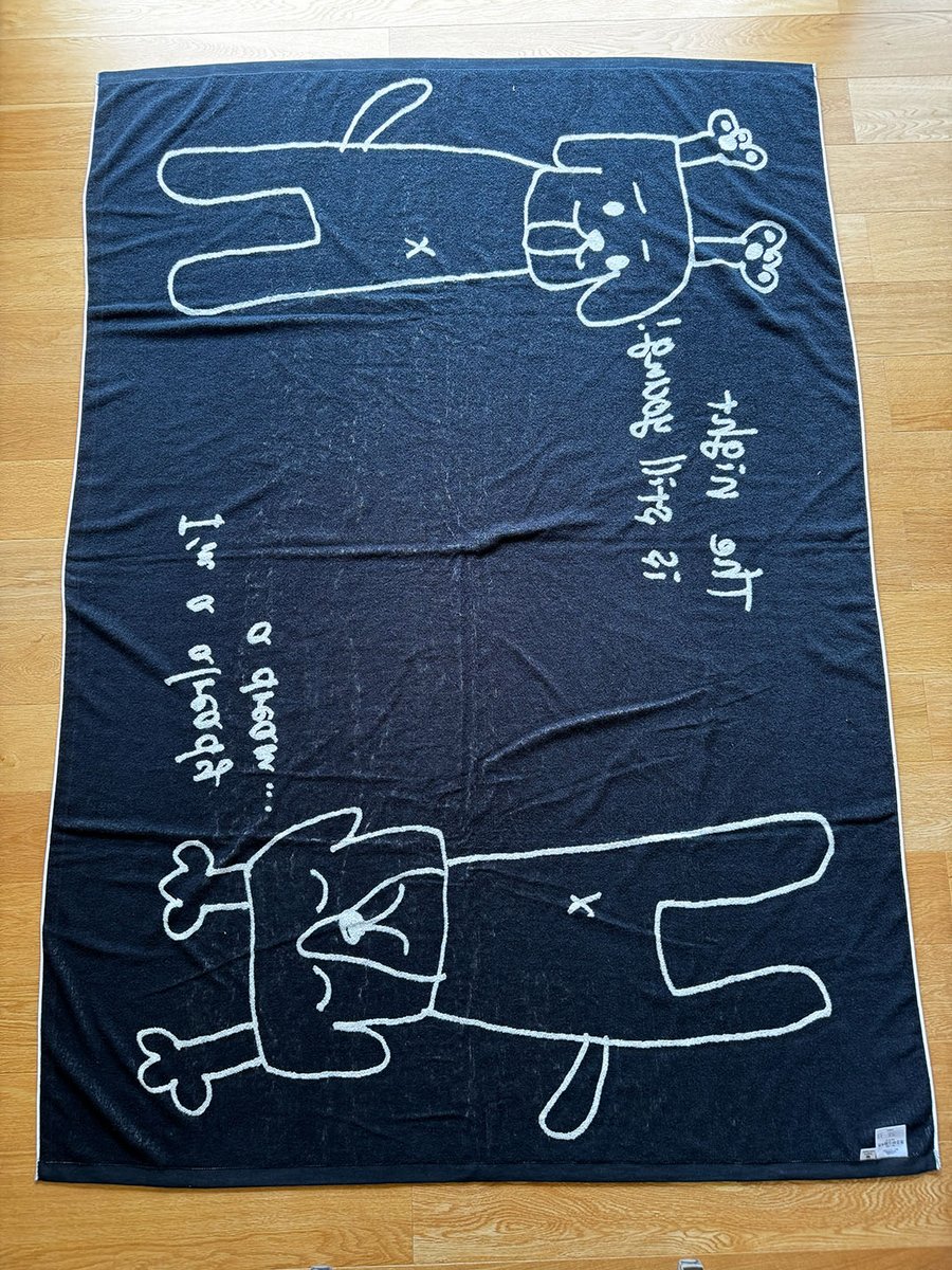 johnankun's tweet photo. ＼完成記念プレゼント🎉／

「あなたの絵をタオルケットにします」企画

こしあん もみじ さん（@kosianmomiji）の
ワンコちゃんたちが
タオルケットになりました🐶

完成を記念して
抽選で1名様にプレゼント🎁

✅応募方法：フォロー＆リポスト
⏰応募締切：7/14（火）まで

もう夢の中へ行きそうなワンコちゃんと、
「まだ寝ないで」と話しかけるワンコちゃん

そんなほほえましいやりとりに
ほっこりしながら眠りにつける一枚です🌙

📢現在、ほかにも
3つのプレゼント企画を開催中！

気になる作品がありましたら
ぜひそちらもご参加ください✨

たくさんのご応募
お待ちしております🐘
