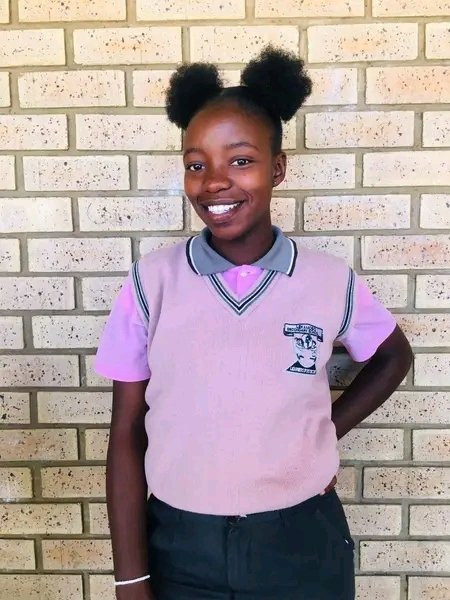 DoctorPerfecti's tweet photo. #kasiteen #irl #skomora #ndlwabe #teen #kuku #ebonypyt #pyt #schoolteens 
I saw her yesterday emakuleni.. she lives rent free in myind https://t.co/kLoDonlxMi