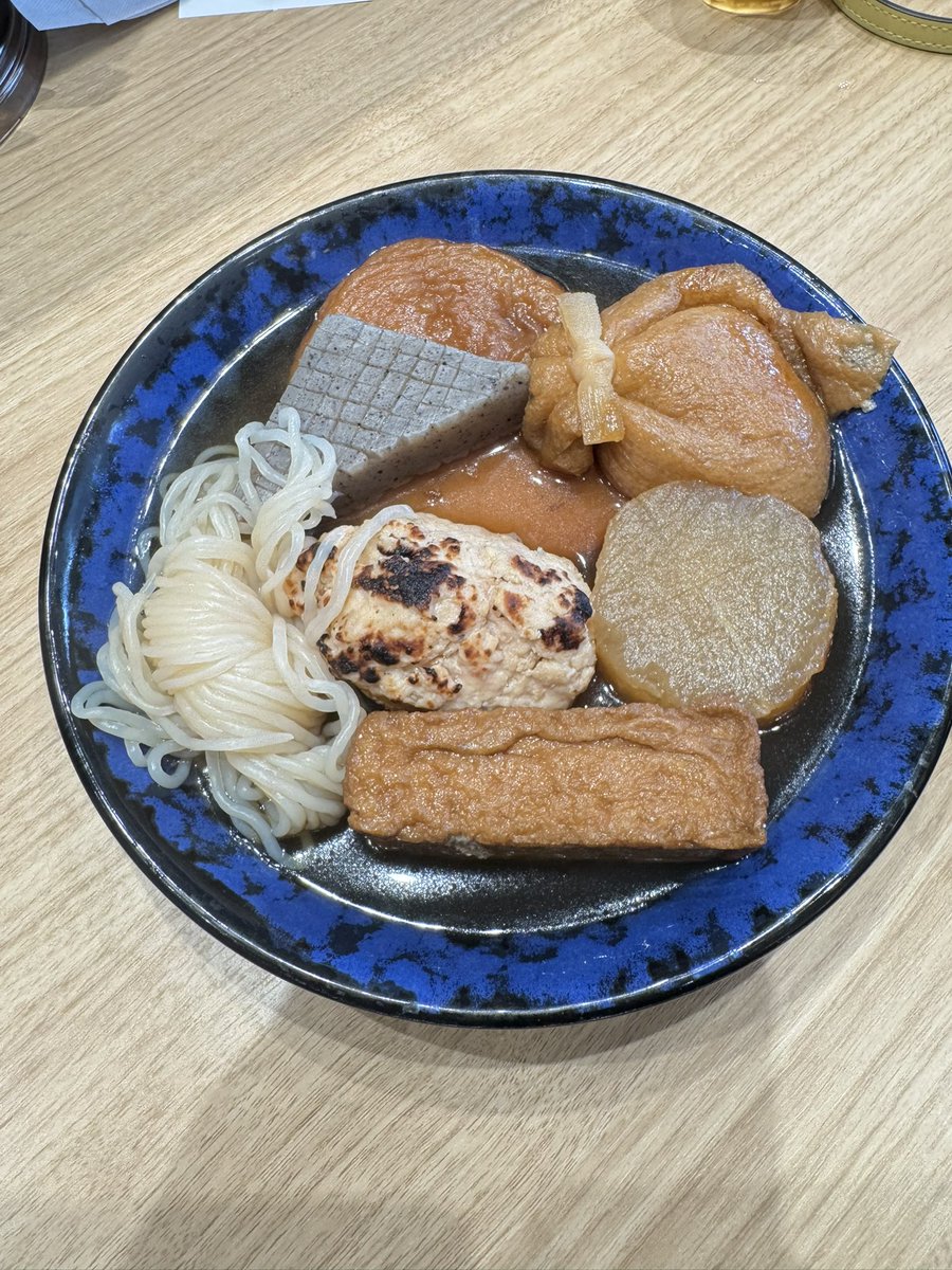 CatAyataka's tweet photo. 早めの夜ご飯www
みんなからは衝撃の時間だけどwww https://t.co/HSQWcJ7wlM