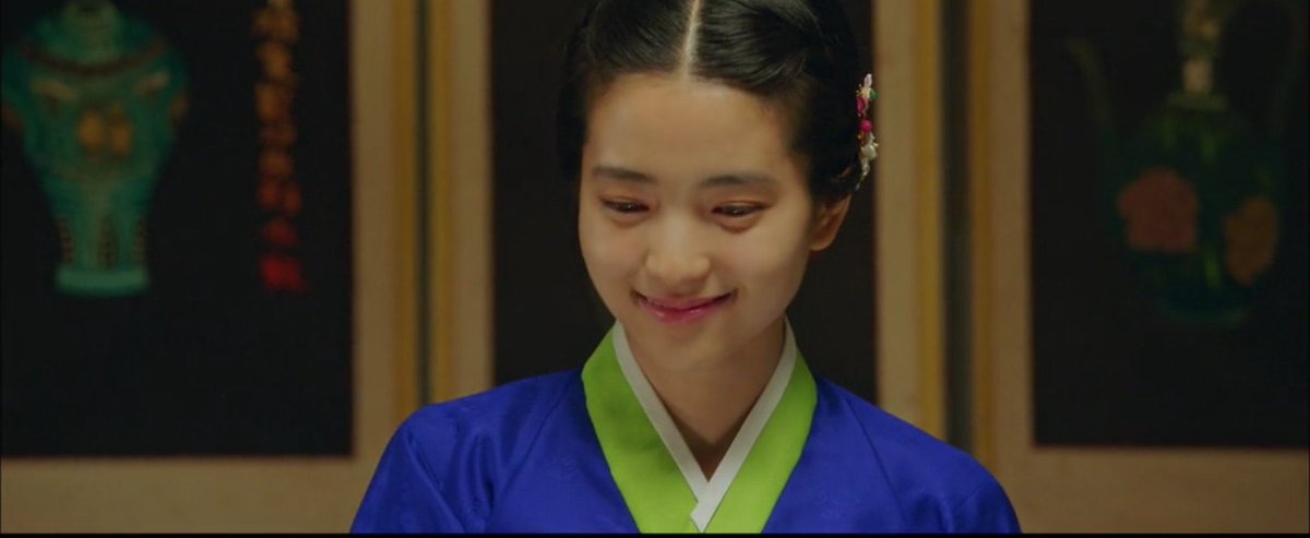 kdramaloveu's tweet photo. 8 years ago kim taeri debuted her first television series https://t.co/ue4K0B1YI2