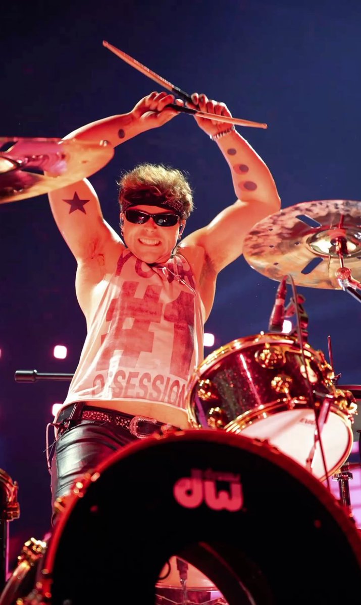 CALMDAlLY's tweet photo. Happy 32nd Birthday to our dear Ashton Irwin, Ashton joined 5 Seconds Of Summer at only 17 years old old at the time. During his time with 5SOS he became the first member to come out with a solo song/album with his debut “Superbloom” and then his latest solo album in 2024 “BLOOD ON THE DRUMS” he also came out with a live version of superbloom and his own candle company! 

Happy Birthday @Ashton5SOS