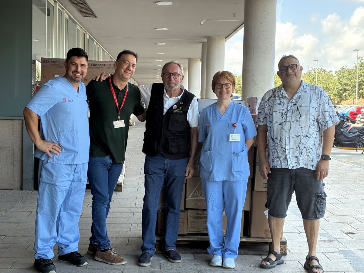 elcheacoge's tweet photo. Muchísimas gracias al Hospital Universitario del Vinalopó por la donación de material sanitario para Venezuela que nos hicieron la pasada semana con el objetivo de sumarse a la acción desarrollada por @ajuntamentelx junto con Conciénciate. https://t.co/oQ6u0LJLgw