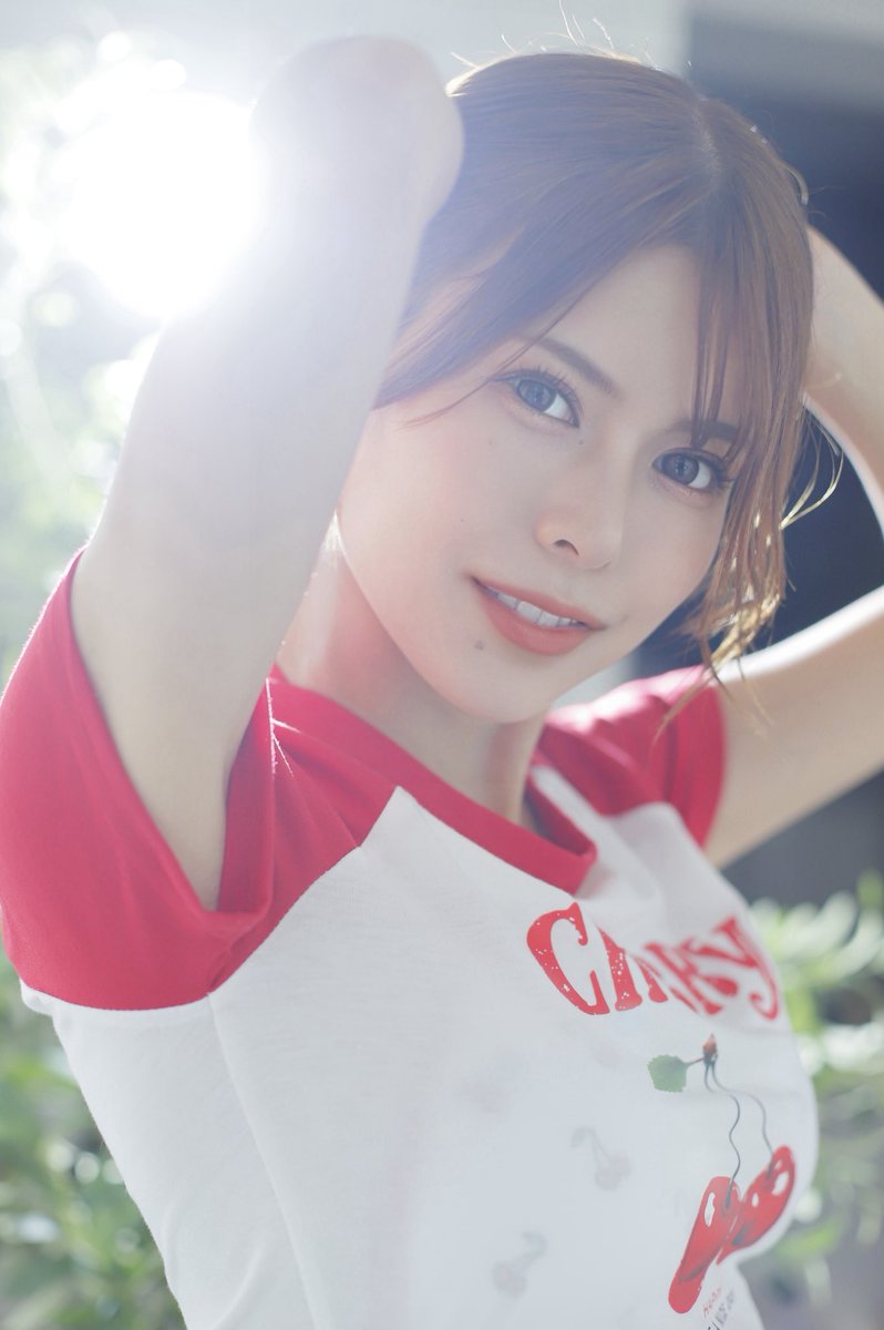 suzu_FL_'s tweet photo. 昨日の撮影データきた🩵 https://t.co/swmQvVBCiX