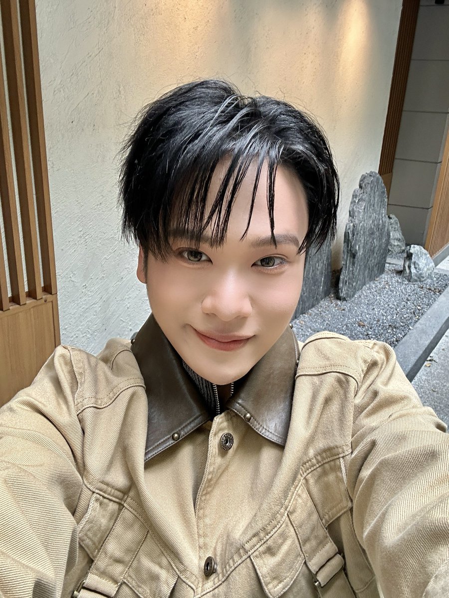 THUNWAofficial's tweet photo. ฝาก Single ใหม่อย่าง “ไม่ใช่เรื่องถนัด (Not quite your tempo)” ของพรูด้วยนะค้าบ ขอบคุณทุกคนที่เฝ้ารอฟังผลงานของพรูมาอย่างเสมอ พรูหวังว่าเพลงนี้จะทำให้ทุกคนได้หายคิดถึงพรูกันไม่มากก็น้อยนะคับ รักเทมโป้นะคับ💗

#THUNWA
#ไม่ใช่เรื่องถนัด
#THUNWA_ไม่ใช่เรื่องถนัด https://t.co/02u5rekhAX