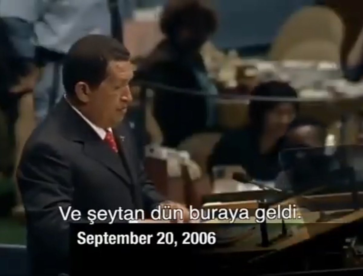 avdogancingi1's tweet photo. Hugo Chavez, 2006 yılında BM kürsüsünde yaptığı konuşmada, kendisinden bir gün önce konuşan ABD Başkanı Bush için “Ve Şeytan dün buradaydı” diye söze başlamıştır.

Ey yurtseverler, vatanseverler;

Şeytan bugün Ankara’da! 
Ülkemizi parçalamak, sömürüyü süreklileştirmek için burada https://t.co/BL2fQmMC1X