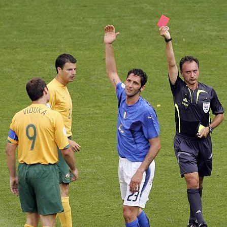CalcioFCEN's tweet photo. "They say that today, with VAR, Materazzi , the only player in the world suspended for provocation (on Zidane), wouldn't finish so many matches. Well, then I ask: if VAR had been in place back then, would I have been sent off against Australia , when, trying to get the ball, I hit Zambrotta, and not Bresciano? And if it really was a penalty on Malouda, why wasn't I even booked?"

— 🇮🇹🗣️ Marco Materazzi