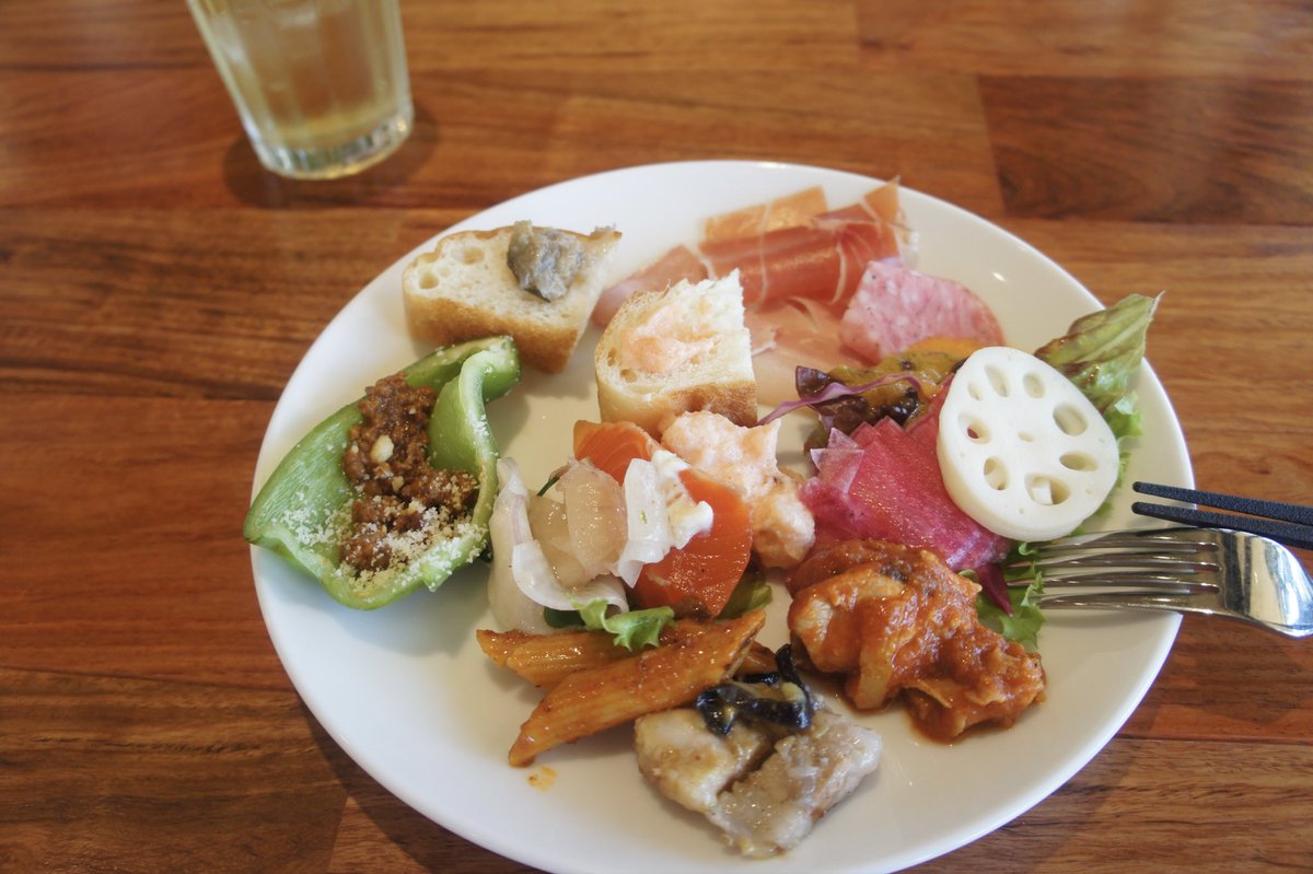 manamincoffee's tweet photo. １ヶ月予約待ちした、念願のブュッフェ🍽

📍bound garden https://t.co/LZEcascSeu