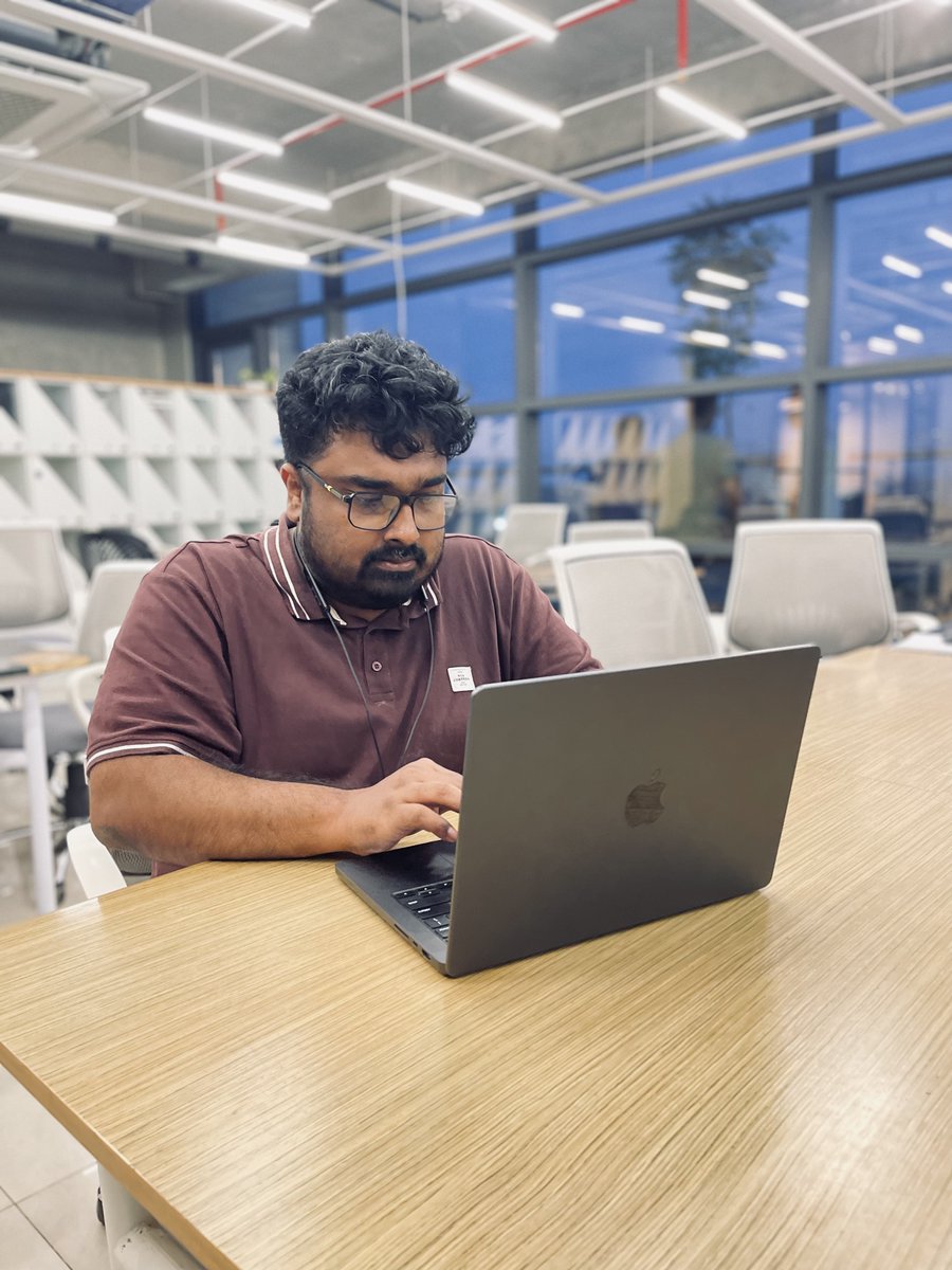 atiq31416's tweet photo. If your product looks like messy work" 👆

You're losing users every single day.

We've helped 50+ founders fix this.
Timeline: 2–4 weeks.
Zero revision fees.

DM us "AUDIT" and we'll take a look at your product for free 🙏 https://t.co/wslkpTR5of