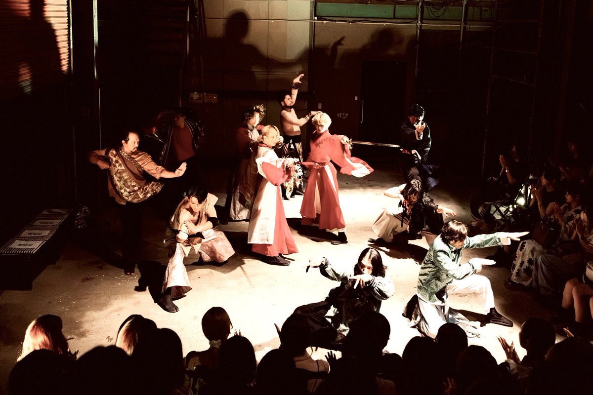 momotaro0919's tweet photo. ＢＲＡＴＳ初のお祭りイベント終祭。

連日沢山の御来場、誠にありがとうございました！

『BRATS祭』『漢祭』『益川祭』
楽しんで頂けましたでしょうか？

まだまだ課題は残りますが、演りきったと言える『祭』になりました。

・参加出来なかったお祭りがある方
・参加出来たけど、もう一度観たい

という方は是非↓をご検討下さい。

購入型クラウドファンディング
・各祭のDVD先行予約
・メイキング映像ダウンロードURL

🏮購入型クラウドファンディングは🏮
https://t.co/BMiI7sxapS

『BRATSの祭』またいつの日か開祭出来ます様に…

#BRATS祭 #BRATS #お祭りイベント
#メイキング   #終祭
#本当にありがとうございました
#新作発表  #ただの再演じゃないよ
#2027version #乞うご期待
#2027年1月スタジオフラムでまたお待ちしております　#日本一熱い冬をお届け

We are BRATS                    安田 桃太郎