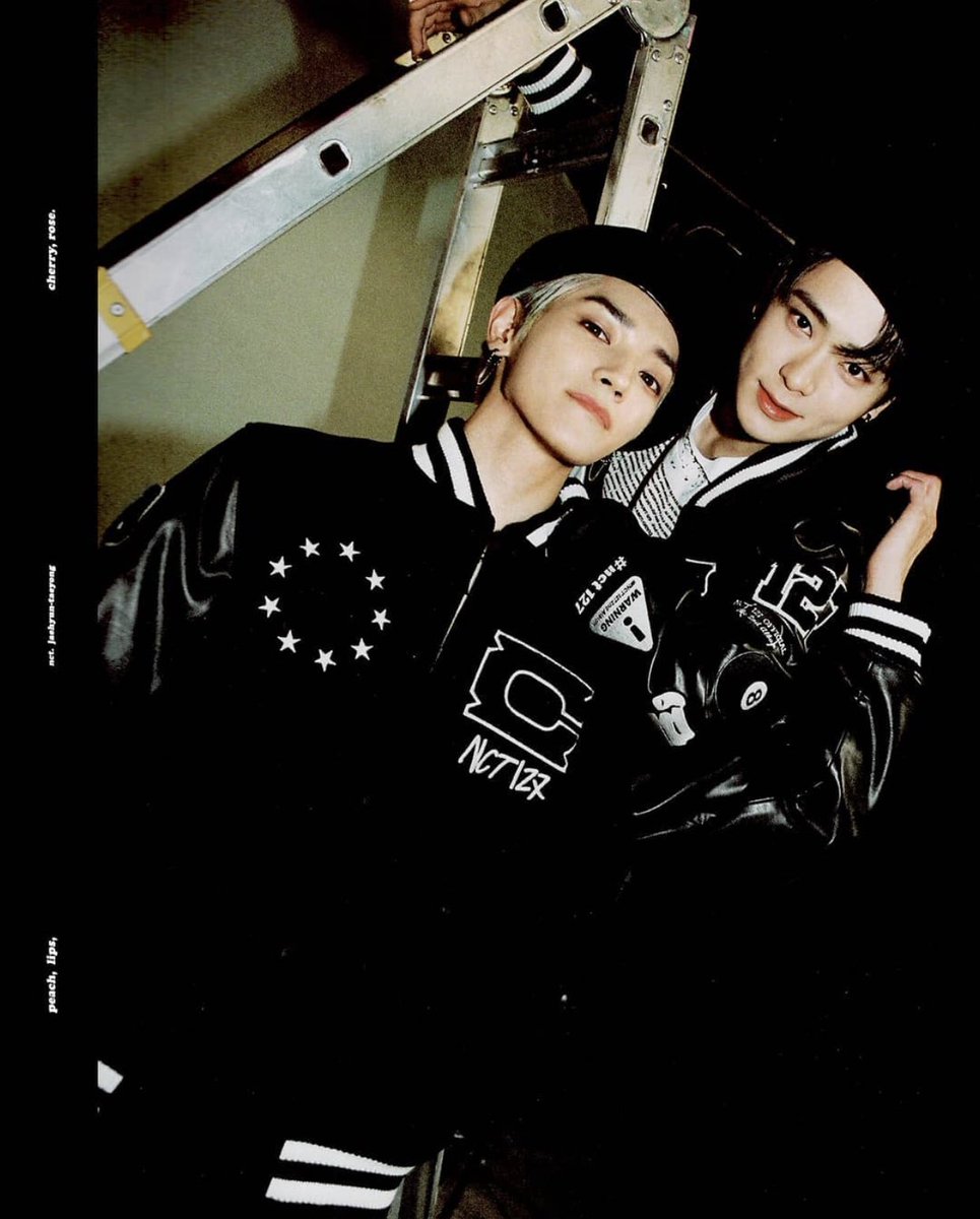 Taetaele2's tweet photo. ใครจะไม่ชอบ neozone วะ กุยังชอบเลย https://t.co/6bfLNYMBes