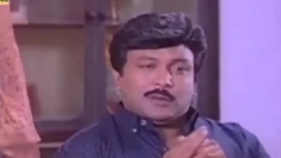 withkaran's tweet photo. ஹாவிவுட் படங்கள்ல ஹீரோ ஹீரோயின் தன்னோட தனியா வசிக்கிற அப்பா அம்மாவ பாக்க போறாங்க.வீட்ல தனியா இருக்கும்போது ஜீன்ஸ் போட்டு டக்கின் பண்ணி ஷூ போட்டுதான் இருக்கானுங்க.எந்நேரமும் இப்படித்தான் இருப்பாங்களா? நமக்கு வீட்டு கதவ திறந்ததும் ஜட்டிய கழட்டி வீசுனாதான் நிம்மதி https://t.co/lEdUGqdNH0