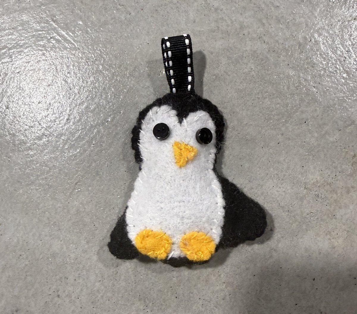 valnillalore's tweet photo. hes funny looking but he was made with Love #firstattempt #farter https://t.co/IrTKlGbfJH