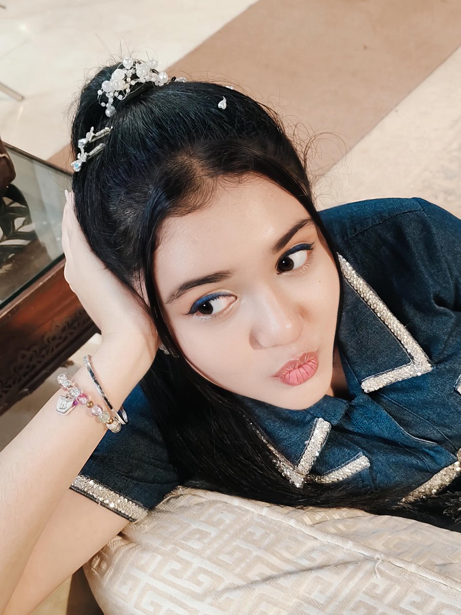 MuktiCaps's tweet photo. 🌷💐💅🏻

#MuktiSharma https://t.co/KYx0sdQ4n8