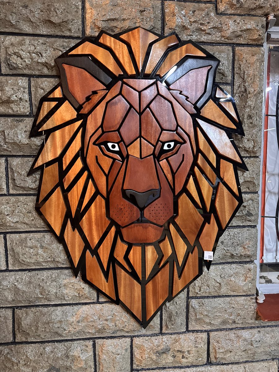 GeorgeYOUniq_'s tweet photo. Hello twitter.

I am George from Nairobi, Kenya and these are the works of my hands https://t.co/FG8voF75El
