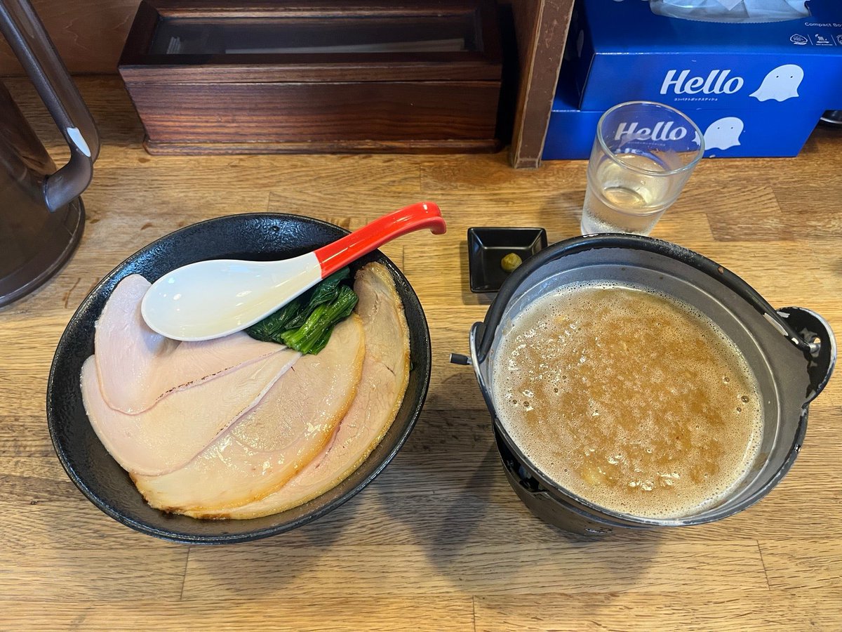 buryont's tweet photo. 結構久しぶりな気がする https://t.co/nTNCGyWitR https://t.co/9nd6KWFe4s