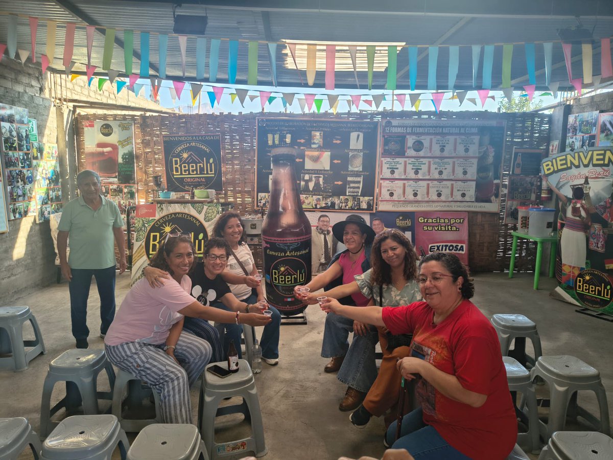beerlu2016's tweet photo. ¡Feliz Día del Maestro! Bienvenidos a Sayán Perú. Gracias familiares, amigos y visitantes. Cerveza artesanal Beerlú Original, desde el año 2016 llevamos con amor y respeto nuestra Marca PERÚ . Pequeños lotes hechos a mano y fermentados al clima #LoNaturalYSaludableEsVida https://t.co/pkgJT0KAyY