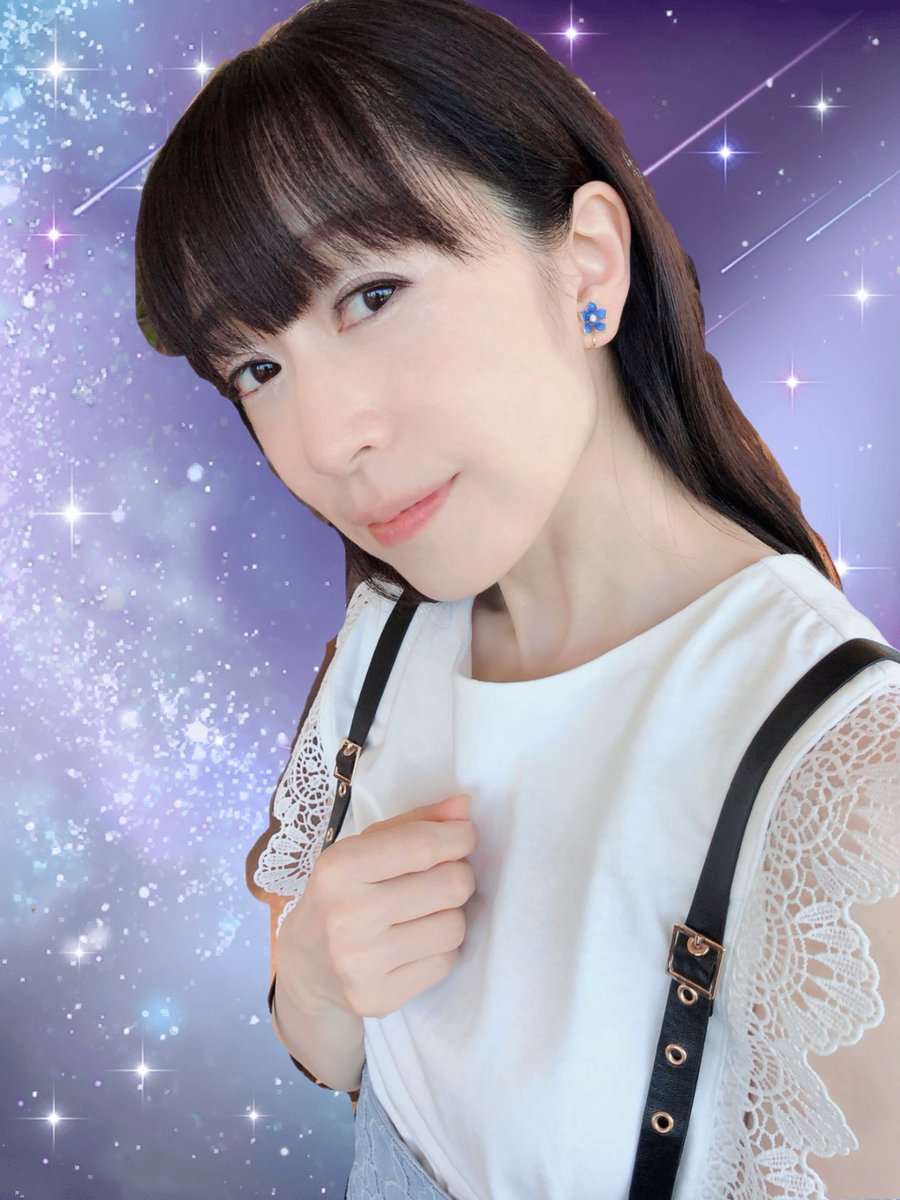 shiina_hekiru_'s tweet photo. 空は曇ってるけど、こうして会えてるね

あなたの大切な願いと想いが育まれますように✨✨🎋(へきる)

#七夕　＃小暑 https://t.co/f22JrEaetS