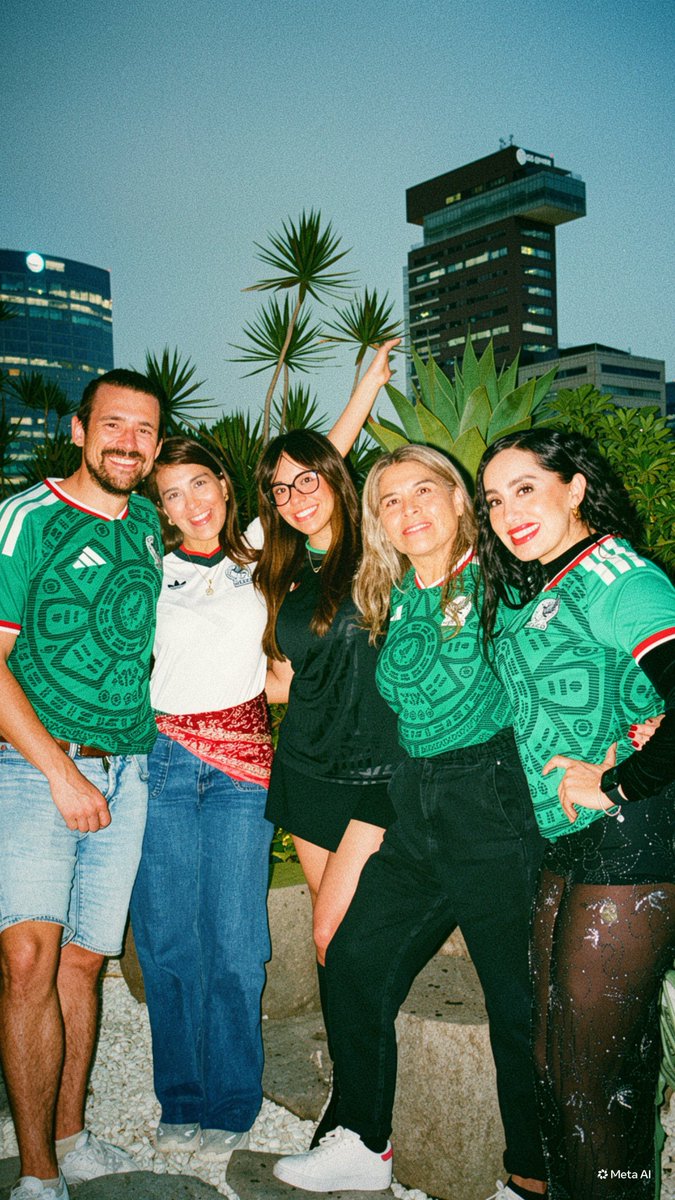 andymlndzz's tweet photo. Fue padrísimo mientras duró 🇲🇽❤️
#worldcup26 https://t.co/Bk8mznvpUe