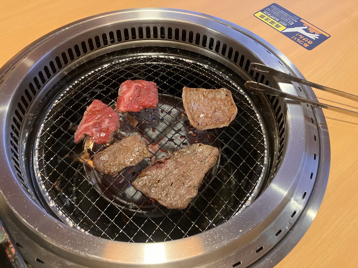 ZpLre's tweet photo. 職場で教えてもらった「Go To Eatにいがた」を利用してお高めの焼肉ランチ。
1口10,000円の購入で12,500円分の食事券もらえるキャンペーンなので還元率よくてありがたい。 https://t.co/MSf33an1kk
