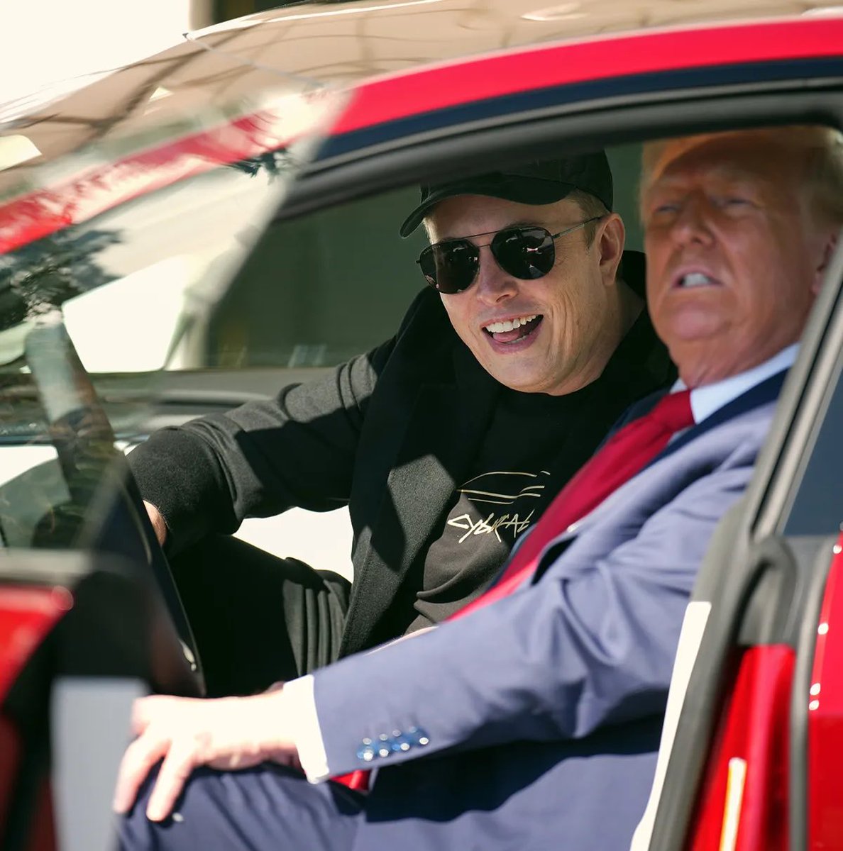 perlinaino's tweet photo. Quick Poll 🚨

On a scale of 1-10, how do you rate your current level of satisfaction with Elon Musk and Mr Trump Friendship. https://t.co/CNX8sosa29