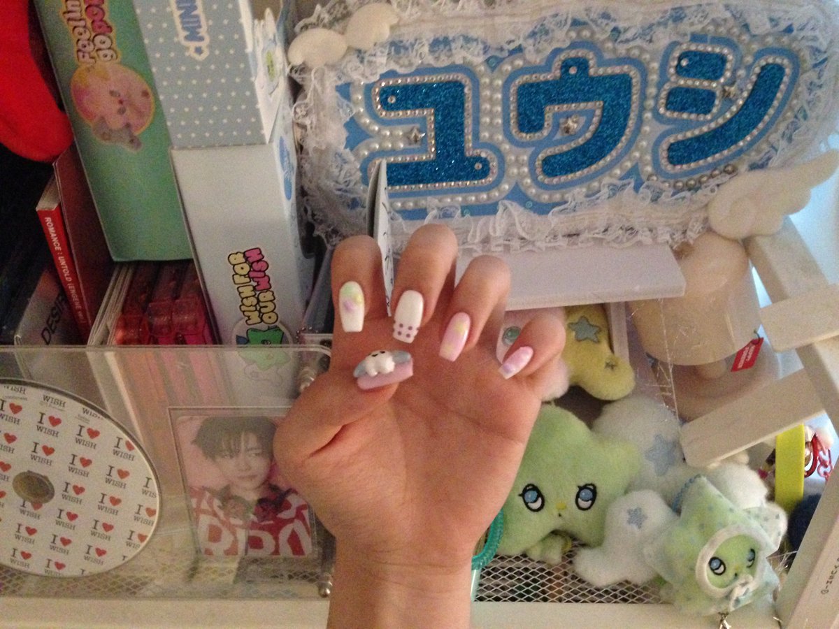 hiviring's tweet photo. New nail... 5개월만의ㅠ https://t.co/rv1NdDROK2