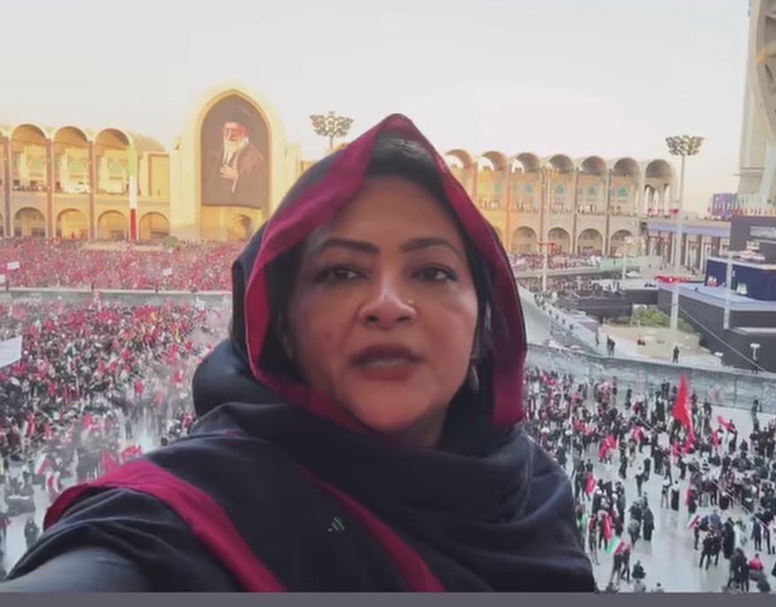 ladynationalist's tweet photo. Funny how she says Mus|ims have no choice in India, yet wears a hijab in Iran and enjoys her freedom in India. https://t.co/2s4J9pyi2P