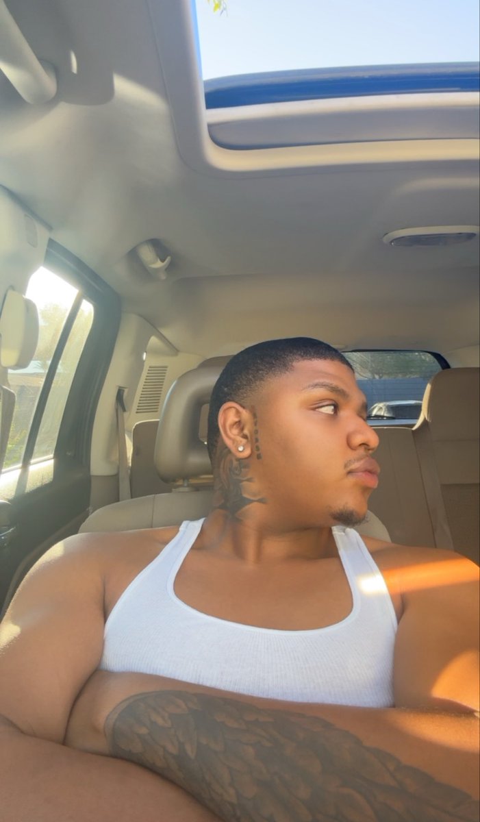 scorpiothngz's tweet photo. Summer daze☀️🫠 #mlm https://t.co/5Ha0vErw9w