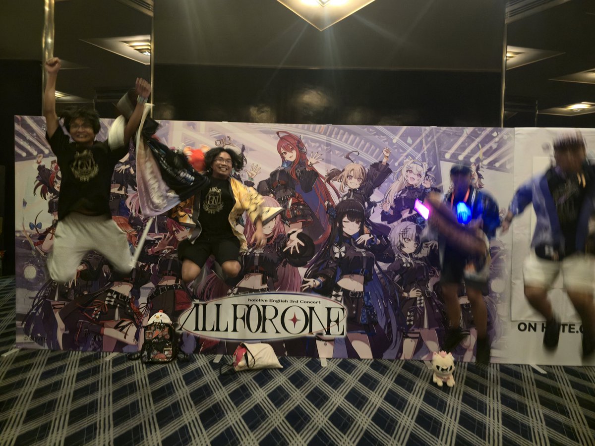 MI0dachi's tweet photo. For me, the greatest thing about going to hololive concerts is my brothers and cousin are in it with me. Each of us have our own oshis so together we support each other and I like to believe we each do the same with the rest of the community!

We have a tradition of doing an anime jump picture 😂 
#HololiveEN #HoloSerendipity
