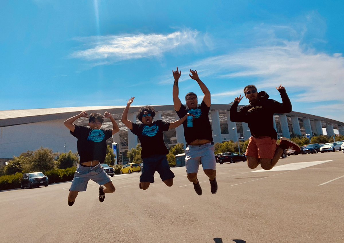 MI0dachi's tweet photo. For me, the greatest thing about going to hololive concerts is my brothers and cousin are in it with me. Each of us have our own oshis so together we support each other and I like to believe we each do the same with the rest of the community!

We have a tradition of doing an anime jump picture 😂 
#HololiveEN #HoloSerendipity