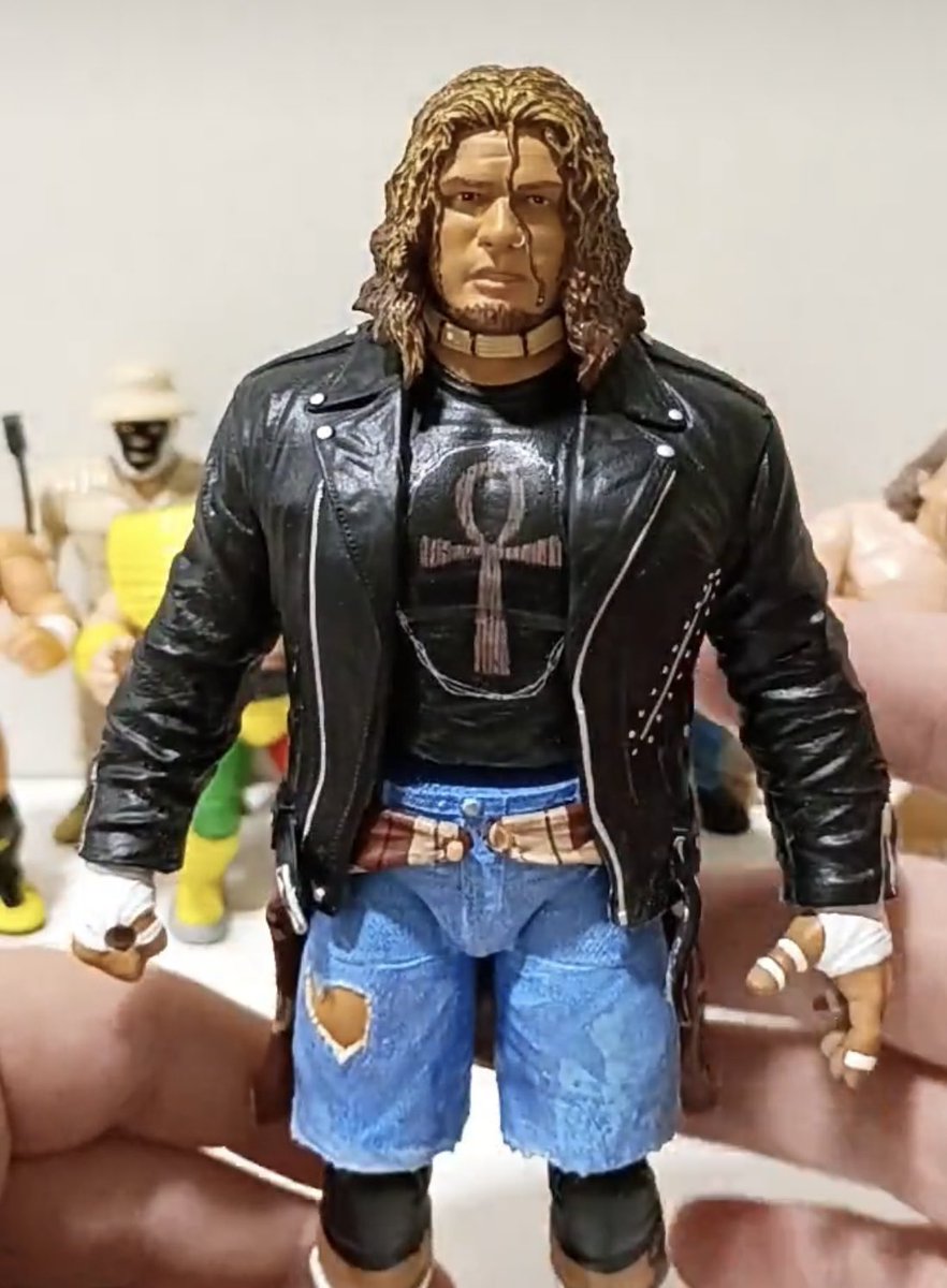 RegiumToys's tweet photo. 👀 Take a look! Mitch is giving you an exclusive preview of what’s on the horizon for both the Grapplers &amp; Gimmicks and Regium lines!

Watch now and let us know what you’re most excited for! 💪🎥 @gangrel13 @theraveneffect @TheRealAlSnow @PCOisNotHuman 

https://t.co/1QLmvlYeAx https://t.co/NgSyQl4FH1