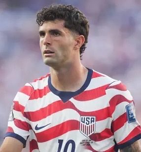 JonnyRoot_'s tweet photo. Christian Pulisic is Aaron Judge. 

Both are bonafide superstars that haven’t lived up to the hype on the biggest stages more often than not. https://t.co/8XwsbxjWUv