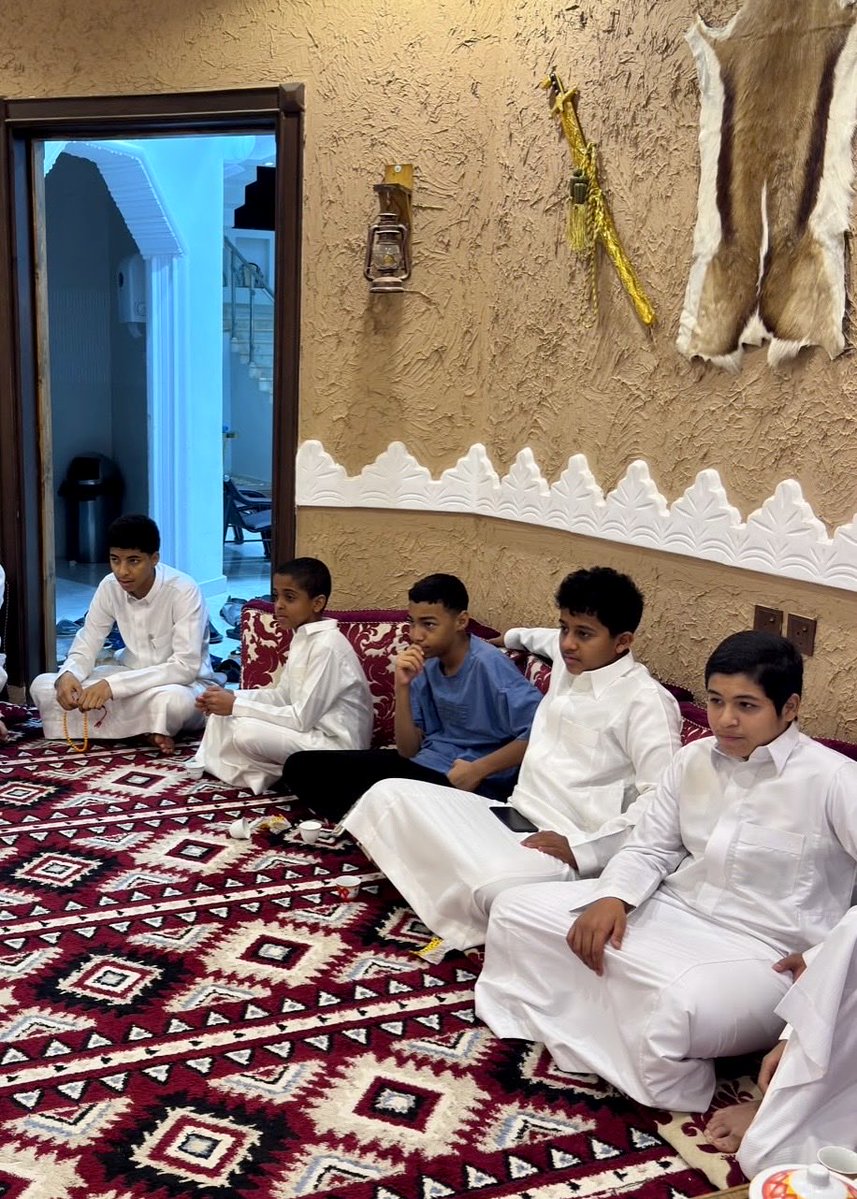 Shbab_Aflaj's tweet photo. ضمن برامج بصمة_وطن | ثنائيات 🤝
تحدٍّ يجمع بين روح التعاون وسرعة التفكير و البديهة ، في أجواء مليئة بالحماس والمتعة
@RajhiCF 
#جمعية_شباب_الافلاج
#برنامج_بصمة_وطن https://t.co/junyITQDZY