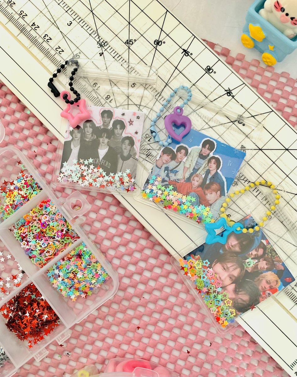 mieeera2's tweet photo. @msiakpopfans @ckstarmy guysss sape yang nak order freebies below rm1 and cute camni boleh check out ig @/thetablestudio0 https://t.co/fCuwGyLrfX