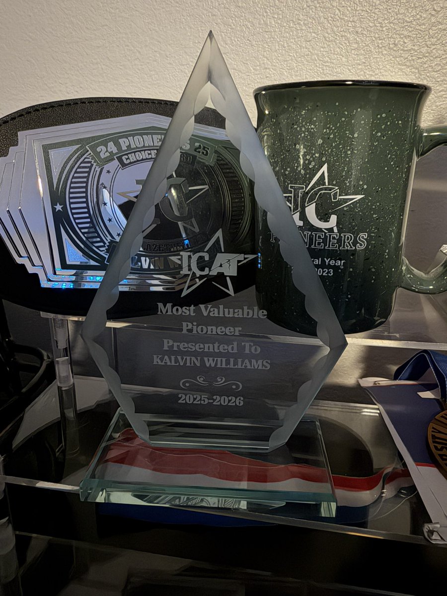 Kalvin_2028's tweet photo. First, I thank God for blessing me with this opportunity. I’m grateful for everyone who supported, encouraged, and believed in me throughout this school year. Every challenge helped me grow, and I’m thankful to my family and everyone in the ICAT program for being part of this! https://t.co/90lMhdh8yN