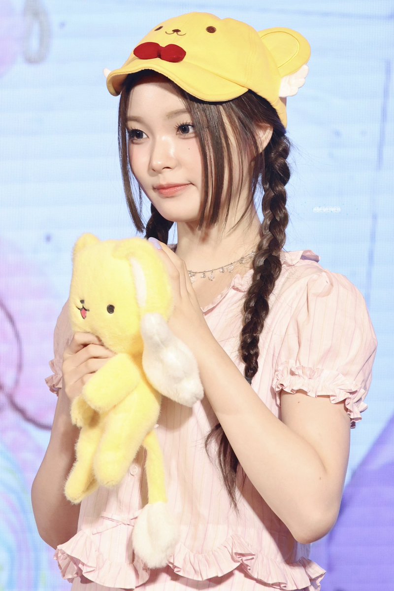 MysharkNanny_'s tweet photo. 260703 GZ

ケロちゃん🫶🏻

#승주 #SEUNGJOO 
#SAYMYNAME #세이마이네임 #SMN https://t.co/l9tVtm28NJ