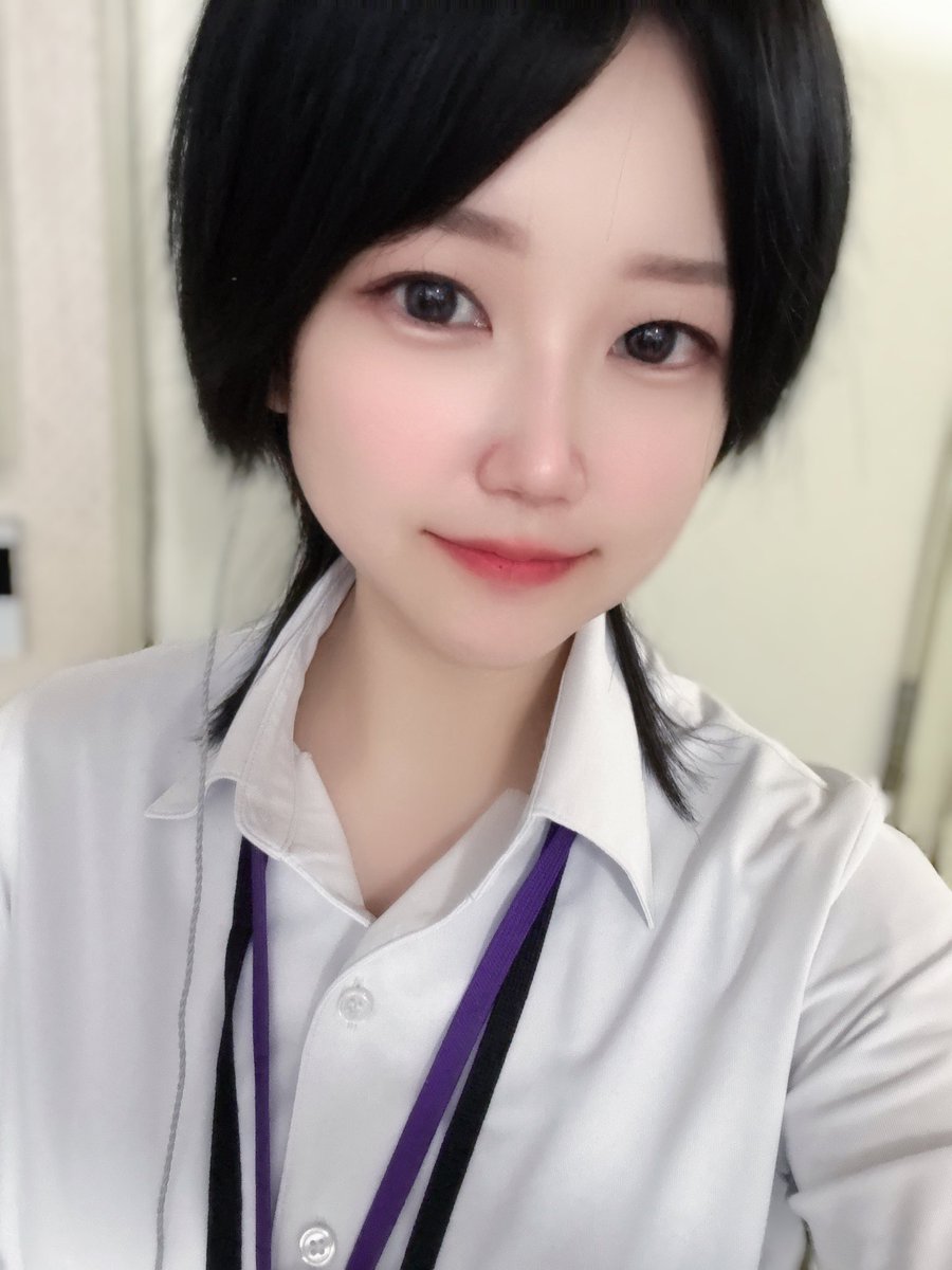 EB_acchiiiii's tweet photo. こんにちあっち〜〜💜

みんなハリーポッター見たことある？🪄
あっちーがリプくれた方の寮分けするから、
気軽にリプして〜〜😉🤝 https://t.co/lINE7y6Emw