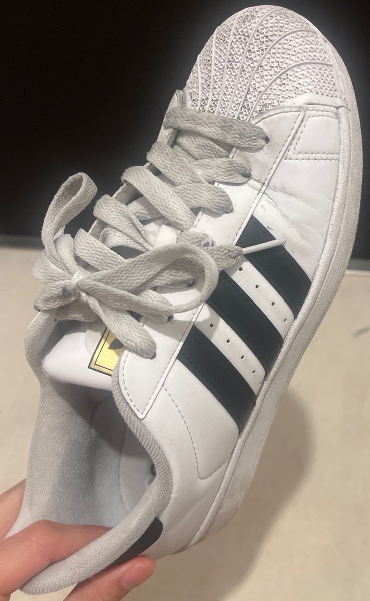 7yvxk's tweet photo. 22歳　前髪そろった♂

AFかadidas
どちらで踏まれるか悩んでますｗｗ https://t.co/iL0ItOFqEe